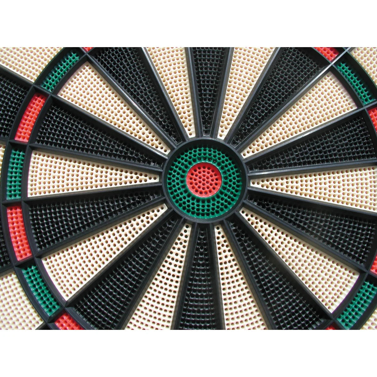 Detail van het bullseye en de gekleurde segmenten van een elektronisch dartbord.